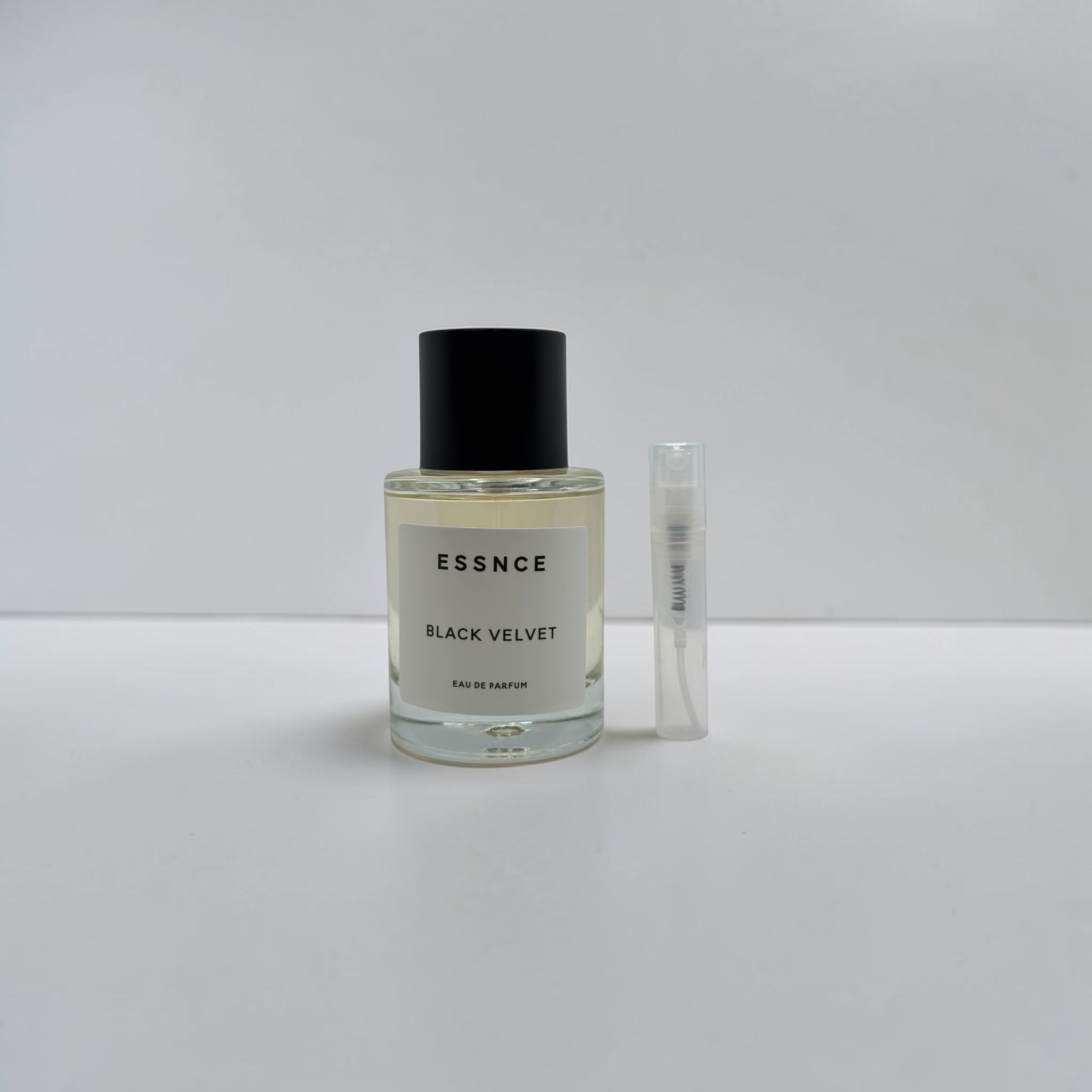 Essnce Black Velvet
